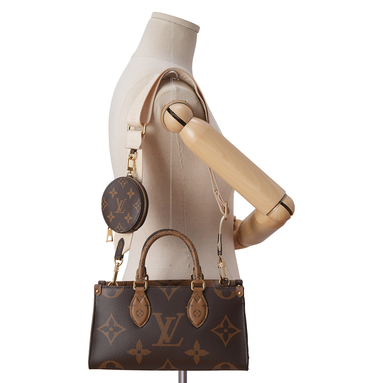 LOUIS VUITTON(USED)루이비통 M46653 온더고 이스트 웨스트